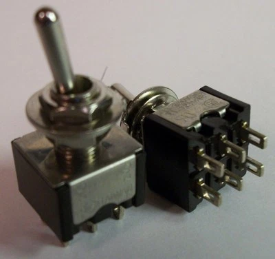 VANCO Lot of 2 - Miniature DPDT On-On Toggle Switch - 6A@125V / 3A@250V