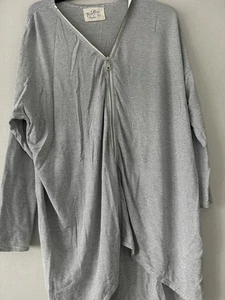 Postcard From Brighton Top, Size 2 - Picture 1 of 4
