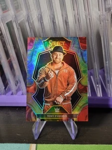 2023 Panini Select WWE Premier Level Tie-Dye Prizm /25 Tony D'Angelo #196 - Bild 1 von 2