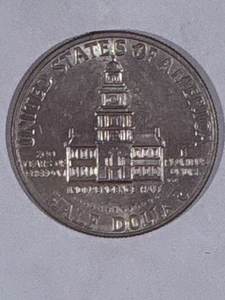 Extremely Rare Bicentennial Half Dollar MAJOR Error  200 Years Of “EREEDOM” - Picture 1 of 4