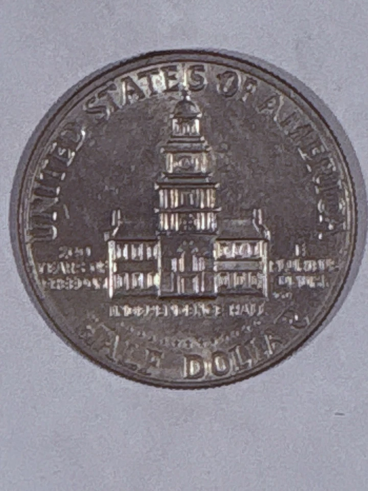 Extremely Rare Bicentennial Half Dollar MAJOR Error  200 Years Of “EREEDOM” - Image 1 of 4