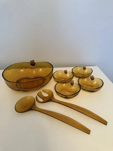 VTG Hazel Atlas Orchard Amber Apple Bowls 7 Piece Set Salad Pasta & More EUC - Picture 1 of 3
