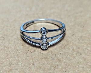 9ct White Gold Ring Three Diamond Gemstones Ring Size O