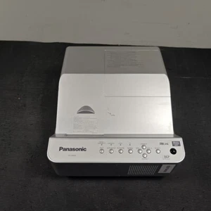 Panasonic PT-CW230E DLP Projector - For Parts, Untested, No Accessories - Photo 1/13