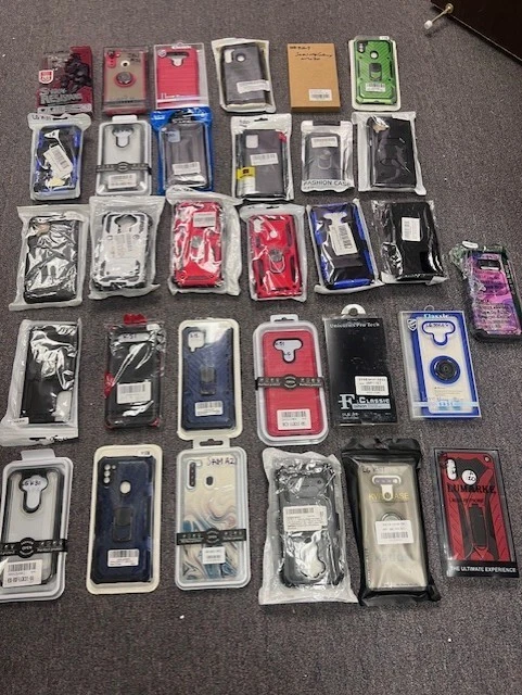 Lot Of 31 High End Cell Phone Cases Samsung & LG Phone Case Mixed Lot. - Image 1 of 1