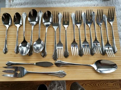 20 PIECES ONEIDA USA BITTERSWEET REPOSE STAINLESS FLATWARE FORK SPOON SERVING - Image 1 of 4