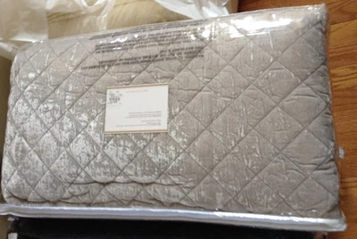 Juego de edredón de terciopelo Pottery Barn Nia gris reina 2 fundas estándar diamante 3p nuevo🦩 Foto 1 de 3