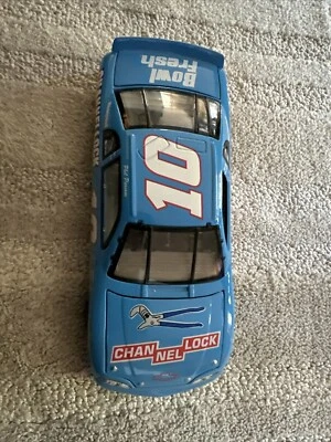 NASCAR 1/24 1997 CHANNELLOCK MONTE CARLO #10 Phil Parsons Diecast 1/3500 Action - Image 1 of 4