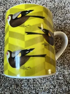 Magpie Chirpy Birds Planking Coffee Cup Mug Retro Herringbone - Picture 1 of 6