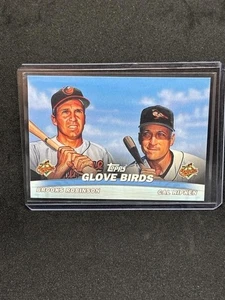 2001 Topps Combos Brooks Robinson/Cal Ripken TC-3 - Bild 1 von 2