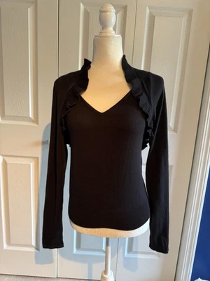 女式中号限量黑色两件式背心和耸肩开衫套装二手状况完好 — 第 1/4 张图片