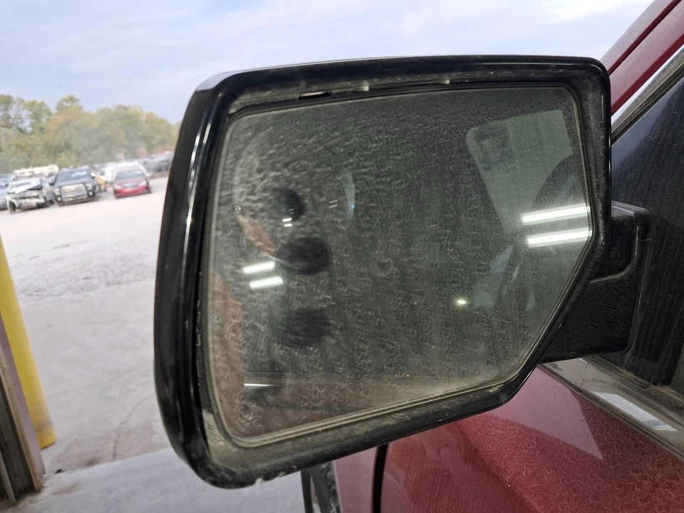 Espejo retrovisor de puerta izquierdo usado se adapta a: Chevrolet Suburban 1500 2015 eléctrico sin intermitente L Foto 1 de 4