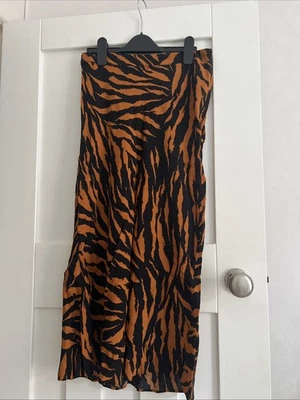 warehouse tiger print Midi  skirt 10 - Image 1 of 2
