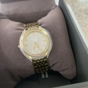 Bulova Women's Classic Quartz Gemmed Gold Stainless Steel Watch 30 MM 98R298 - Picture 1 of 5