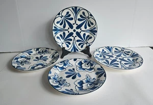 4er Set Pier 1 Imports Floral Salatteller weiß blau Blumen Eisenstein 8 5/8" - Bild 1 von 6