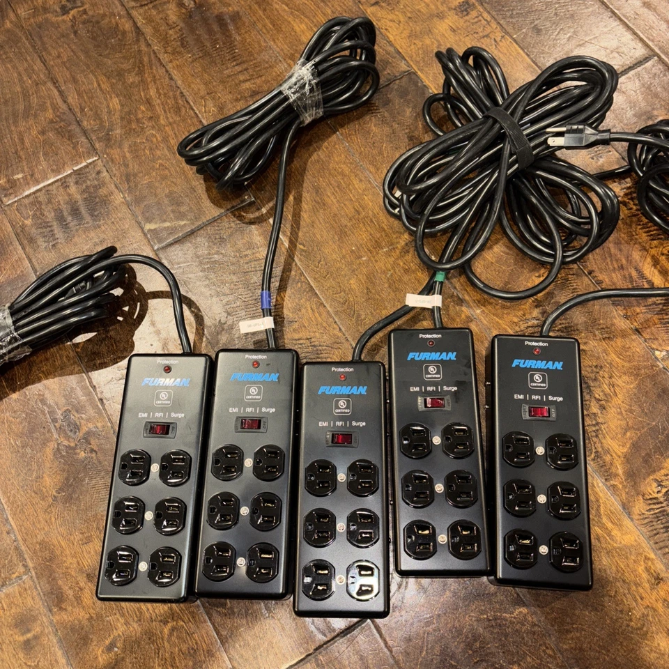 Furman SS-6B 6-outlet Surge Suppressor Strip (5-pack) Bundle - Image 1 of 4