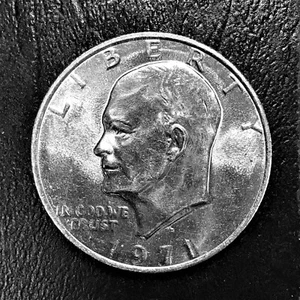 1971 D BU Eisenhower Ike Dollar No Silver Uncirculated from Bank Roll - Picture 1 of 2