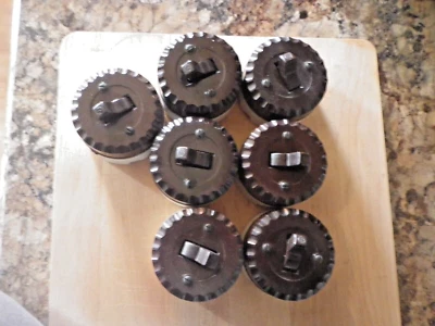 1 Vintage GE  Bakelite & Porcelain Round 3 Way Toggle Switch - Image 1 of 4