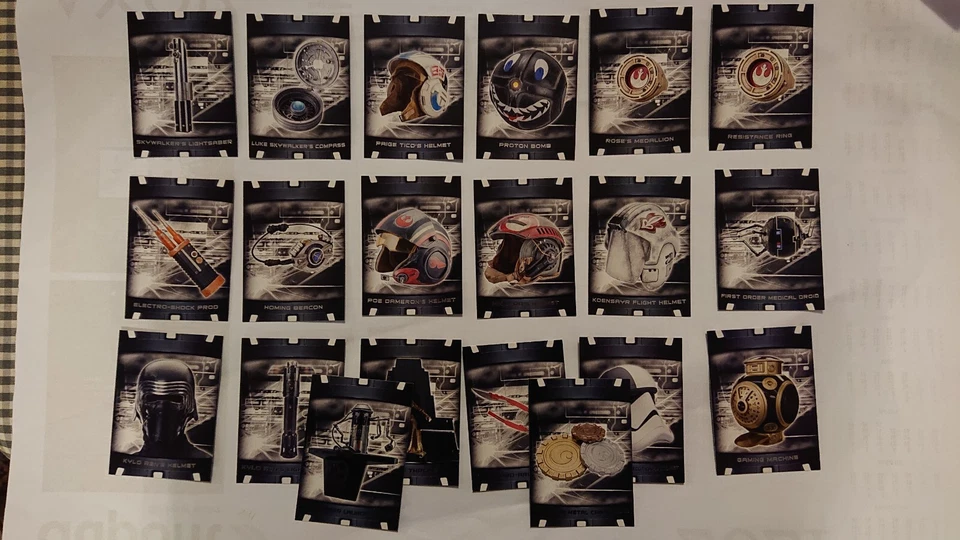 Topps Star Wars 2018 The Last jedi series 2 Items and Artifacts set 20 cartes - Photo 1/1