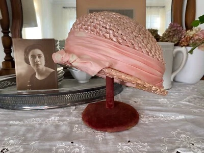 Sombrero Mid Century Mr. Mac Paris NY Rosa Celofán Paja Cloche con Cinta de Lunares Foto 1 de 4