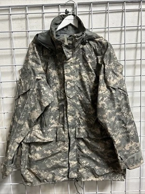 USGI Gore-tex Parka Cold Weather  GEN II ECWCS DIGITAL  ACU LARGE LONG - Image 1 of 4