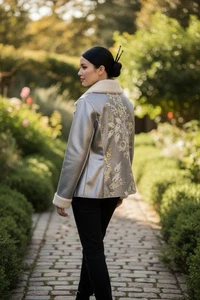 Johnny Was Biya Metallic Faux Fur Lace Floral Jacket Coat Size Small Silver Gold - Picture 1 of 8