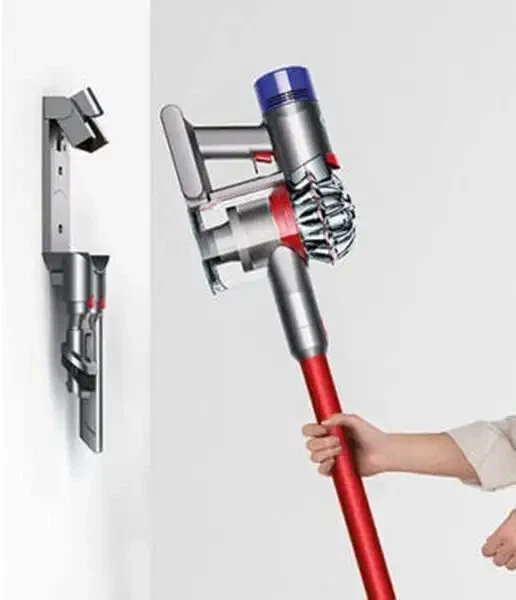 Aspiradora inalámbrica mullida Dyson V8 roja--MUY BUENA Foto 1 de 1