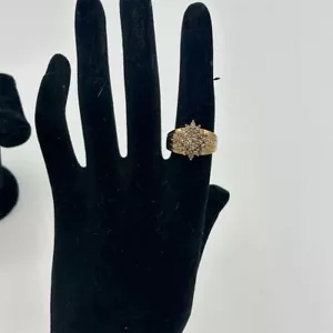Vintage 10K Yellow Gold Diamond Cluster Ring Women's Fine Jewelry sz 7 - Picture 1 of 5