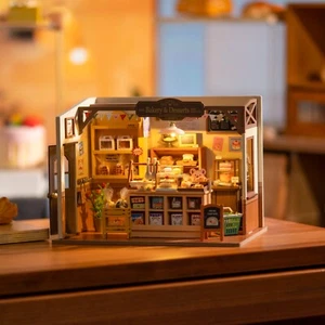 Rolife Becka’s Baking House 3D Legno LED Casa delle Bambole Regali per Ragazzi Ragazze - Foto 1 di 16