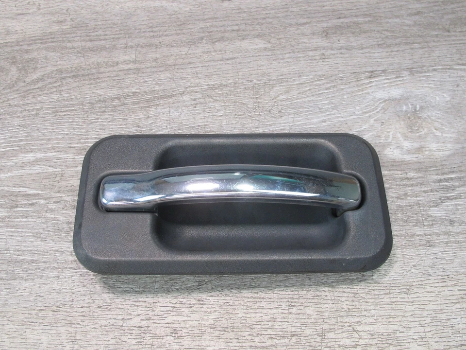 2003-2009 HUMMER H2 MAÇANETA EXTERNA TRASEIRA DIREITA DO PASSAGEIRO 15104795 - Imagem 1 de 4