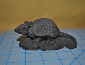 Nine-banded ARMADILLO Figurine wild animal Stoneware 4.5"L Detailed scaled shell - Picture 1 of 5
