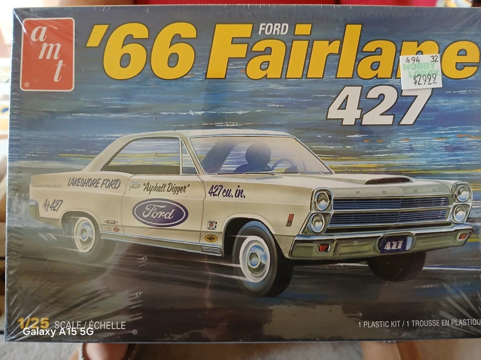 New Factory Sealed 1/25 " 1966 FORD FAIRLANE 500 " 427 Race Car Model # AMT1263 - Image 1 of 4