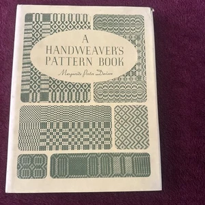 A HANDWEAVER'S PATTERN BOOK BY MARGUERITE PORTER DAVISON REVISED EDITION 1994 - Picture 1 of 15