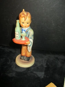 Hummel Goebel Figurine WAITER 154/0 TMK 5 Made in Germany  X128 LK - Picture 1 of 3