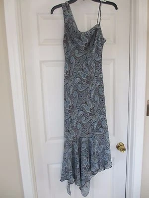 VESTIDO CHARLOTTE RUSSE AZUL Y MARRÓN PAISLEY TALLA PEQUEÑA FORRADO Foto 1 de 3