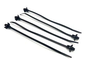 Set:100 x 115-07010 Hellermann Tyton Befestigungsbinder für Rundlöcher, schwarz - Bild 1 von 1