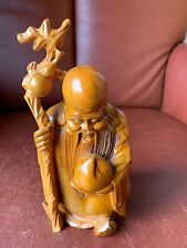 Chinesische Skulptur Handgeschnitzt aus Holz Figur Alter Chinese mit Stab 18 CM