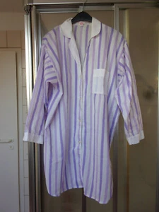 Nachthemd , Nachtwäsche , weiß lila , Gr . 38 , ganz toll - Bild 1 von 1
