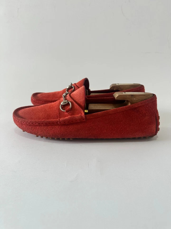 Mocasines Gucci de gamuza roja Horsebit talla 8,5 EU/9,5/42,5 EU Foto 1 de 4