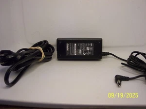 OEM HIPRO HP-OD042D03 AC Power Adapter 12V 3.5A - Picture 1 of 3