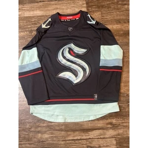 Seattle Kraken Jersey Fanatics NHL Men's Hockey Green Navy Long Sleeve Size M - Picture 1 of 4