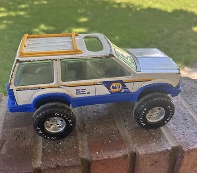Vintage Nylint Napa Ford Explorer - Image 1 of 4