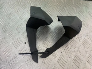 YAMAHA XJ6 XJ6-S LINKS UND RECHTS OBERE VERKLEIDUNG FÜLLUNGEN BJ 2009-2015 (CMB1212) - Bild 1 von 4