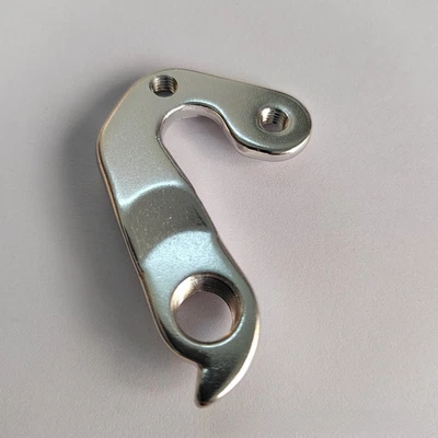 Bike Accessory Aluminum Alloy Derailleur Dependable Design Lightweight Alloy - Image 1 of 4