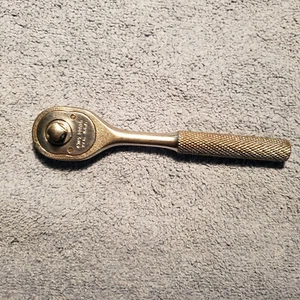 Proto 1/4" Drive Reversible Ratchet, 4749 USA Professional Pear Head 5" Knurled - Picture 1 of 9