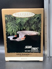1993 Hallmark Keepsake Star Trek USS Enterprise Magic Blinking Light Ornament 