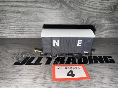 Hornby Black Closed Vent Van 2606  - OO - Used Good Condition - Image 1 of 4