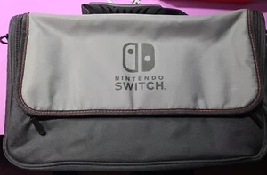 Nintendo Switch Messenger / Shoulder Bag Storage - Picture 1 of 3