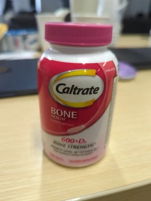 Caltrate Salud Ósea Calcio 600mg + Suplemento Vitamina D3 120 Comprimidos 07/2026 Foto 1 de 2