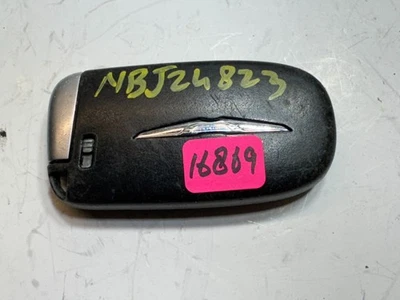 2011-2014 CHRYSLER 300 KEY LESS ENTRY REMOTE KEY FOB OEM - Image 1 of 2